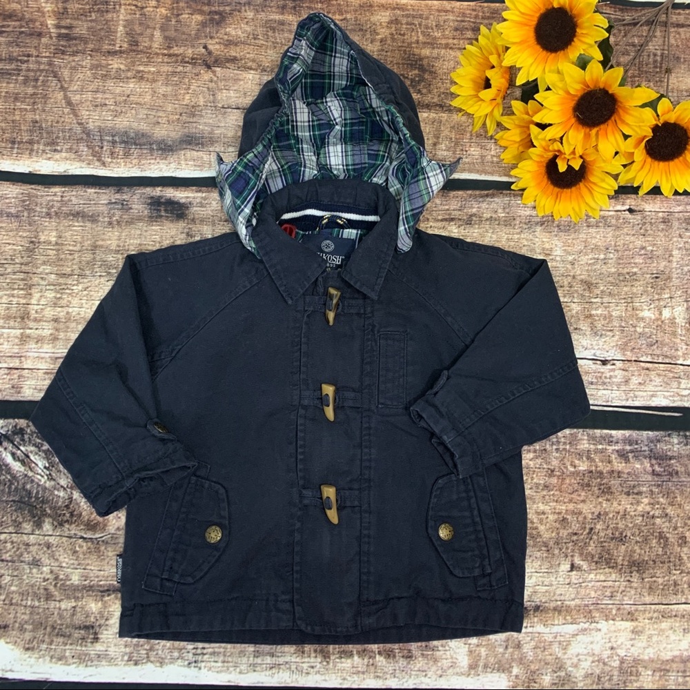 Boys blue coat by OshKosh is in excellent condition. Size 18 months - Picture 1 of 10